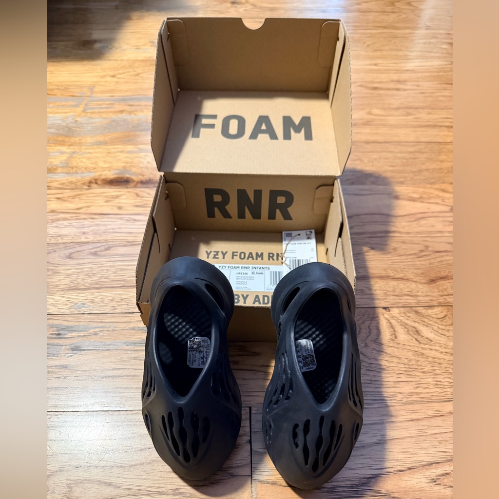 Adidas Toddler Black Yzy Foam Runners
